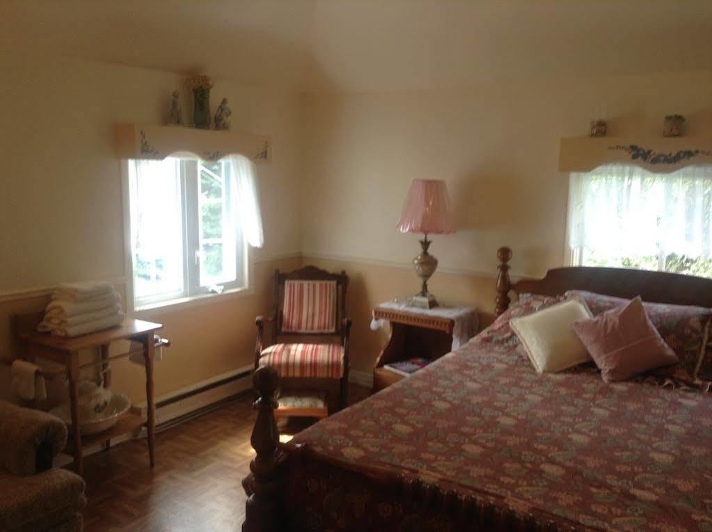 Gite Macdale B&B Paspebiac Ngoại thất bức ảnh